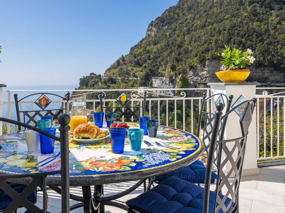 Blue Waves - De Vivo Realty Positano Apartment Luaran gambar